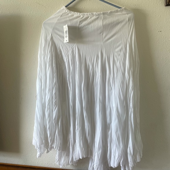 New with tag size M - Picture 2 of 4